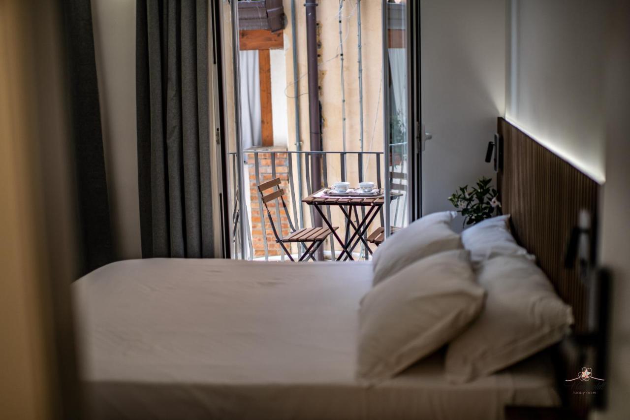 Humboldt Luxury Rooms ตาออร์มินา ภายนอก รูปภาพ