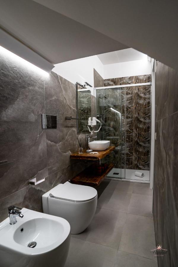 Humboldt Luxury Rooms ตาออร์มินา ภายนอก รูปภาพ